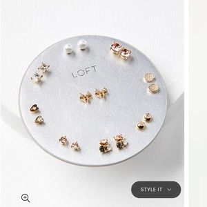 NWT ANN TAYLOR LOFT Pearlized Crystal Stud Earring Set